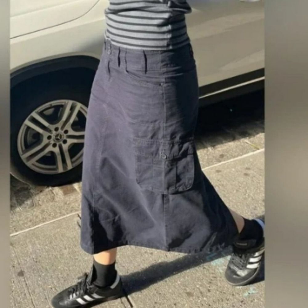 Brandy Melville long cargo skirt gray